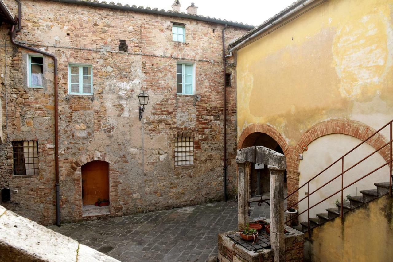 Residenza Storica Il Pozzo Appartement San Quirico dʼOrcia Buitenkant foto